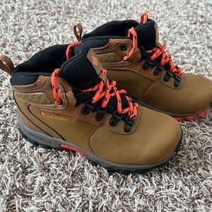 Columbia omni grip kids boots
